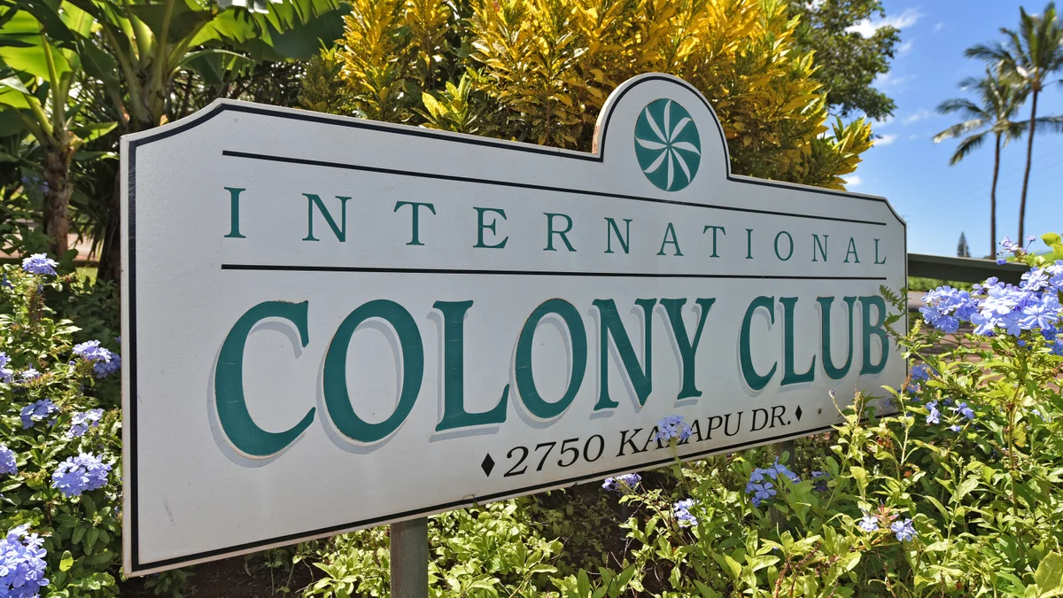 International Colony Club 18