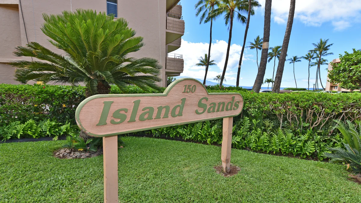 Island Sands 210