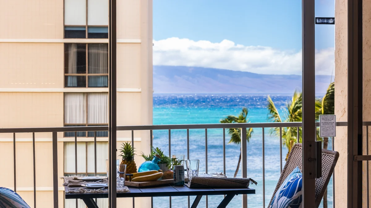 Royal Kahana 616