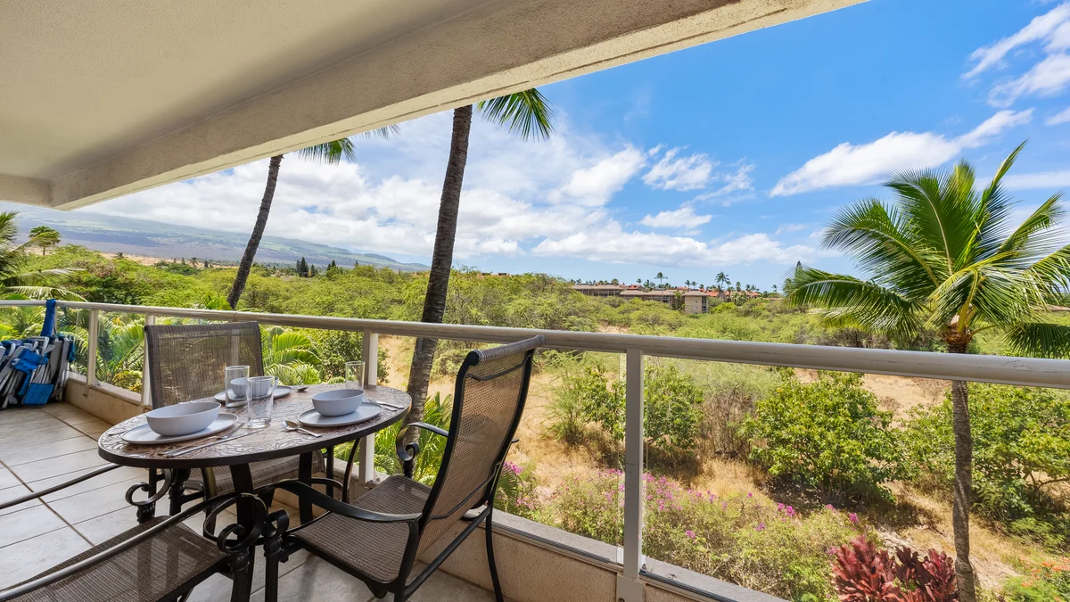 Maui Banyan P301