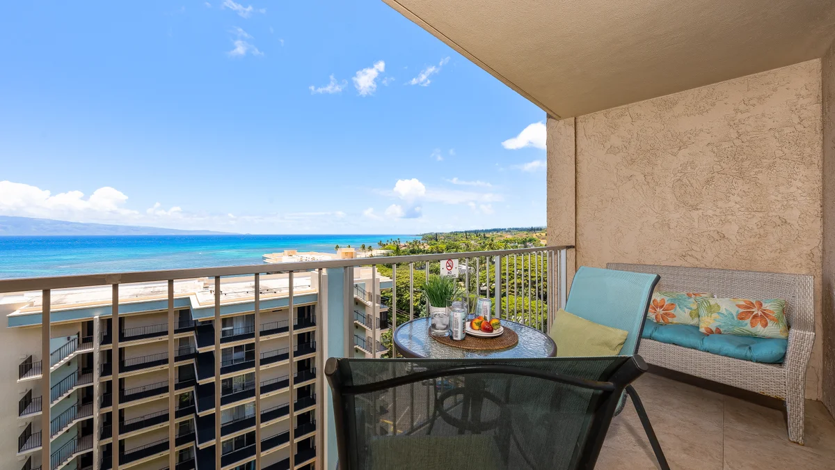 .Royal Kahana 1103