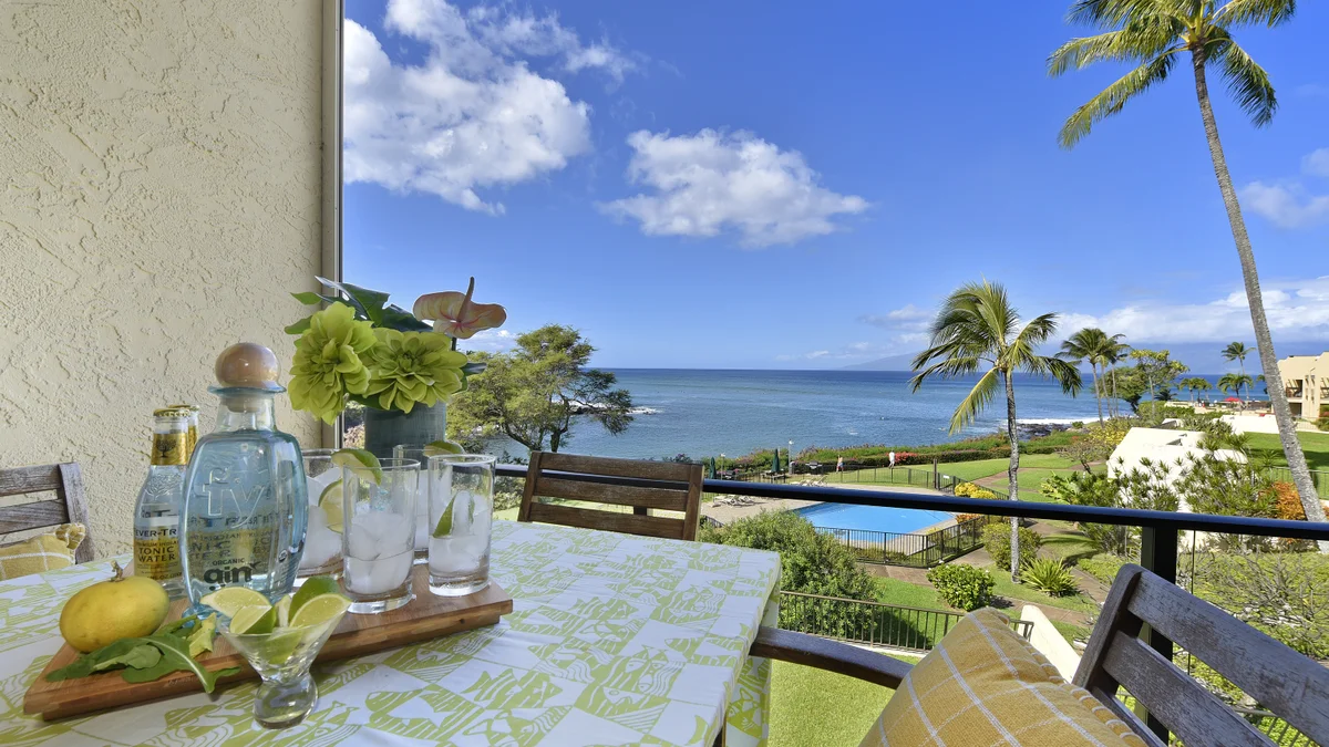Napili Point C40