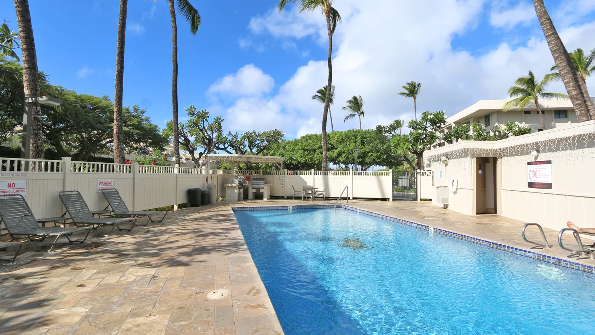 Kihei Akahi C303