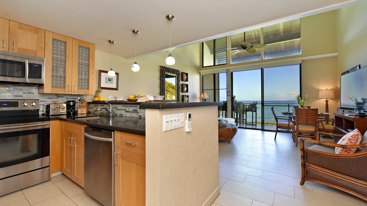 Napili Point C40