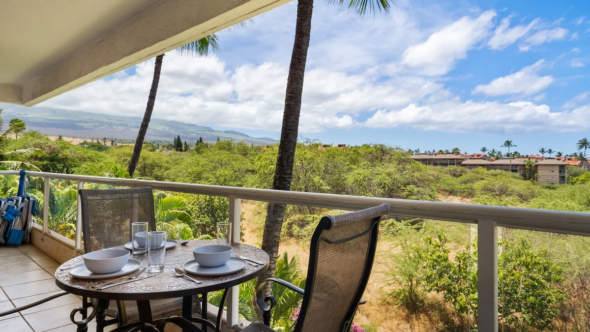 Maui Banyan P301