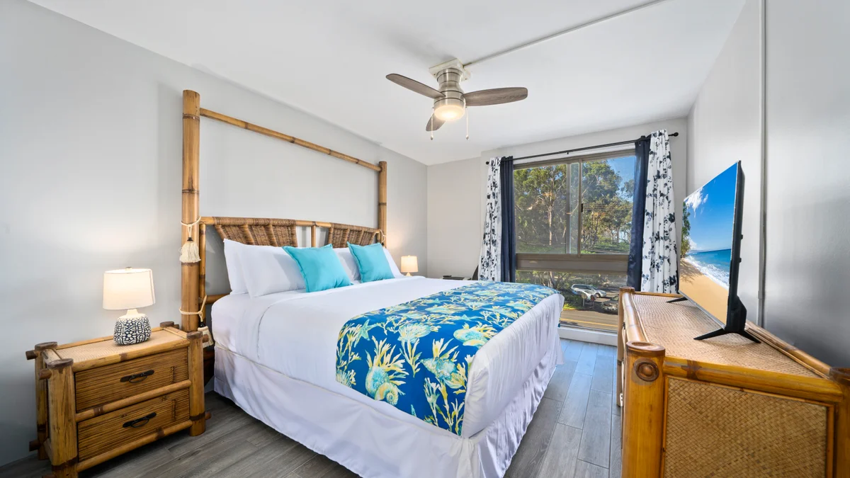 .Kahana Manor 205