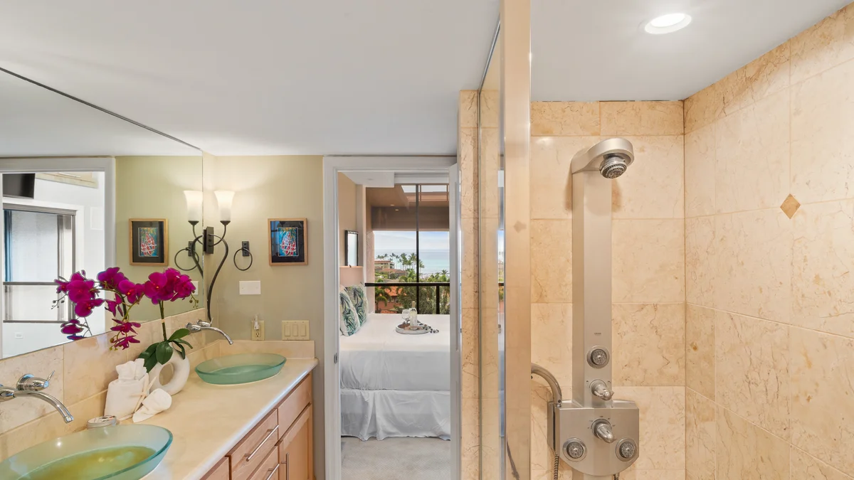 Kahana Villa E706