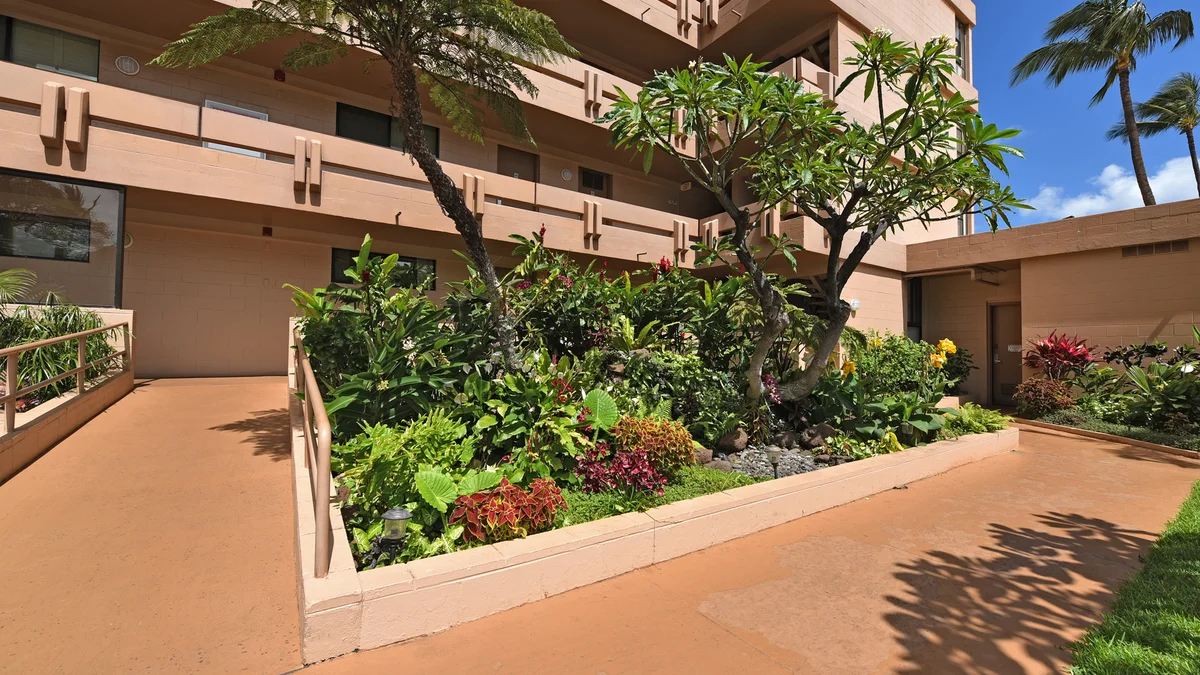 Maui Kai 601
