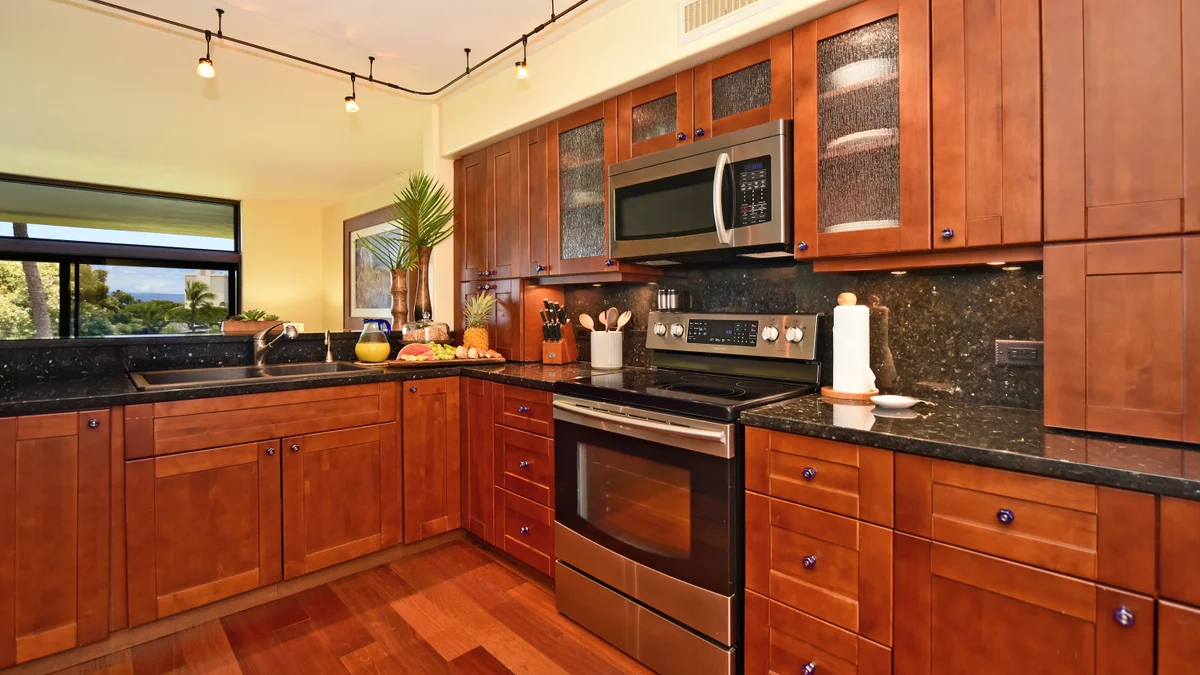 Kaanapali Royal D302