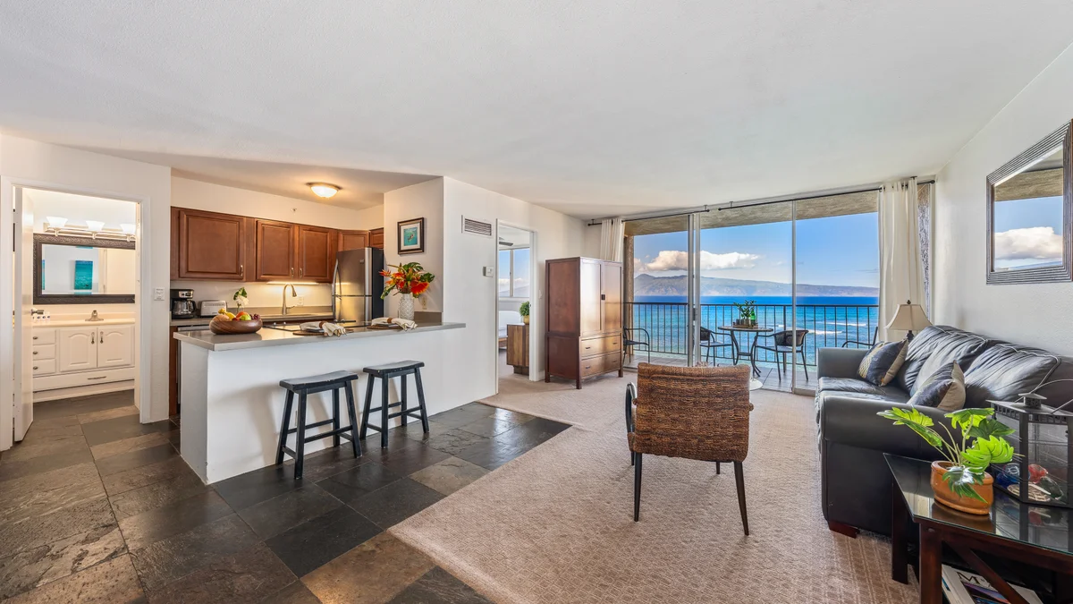 Royal Kahana 909
