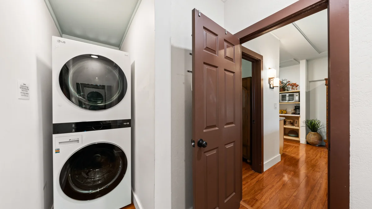 .233 Market Street Unit B