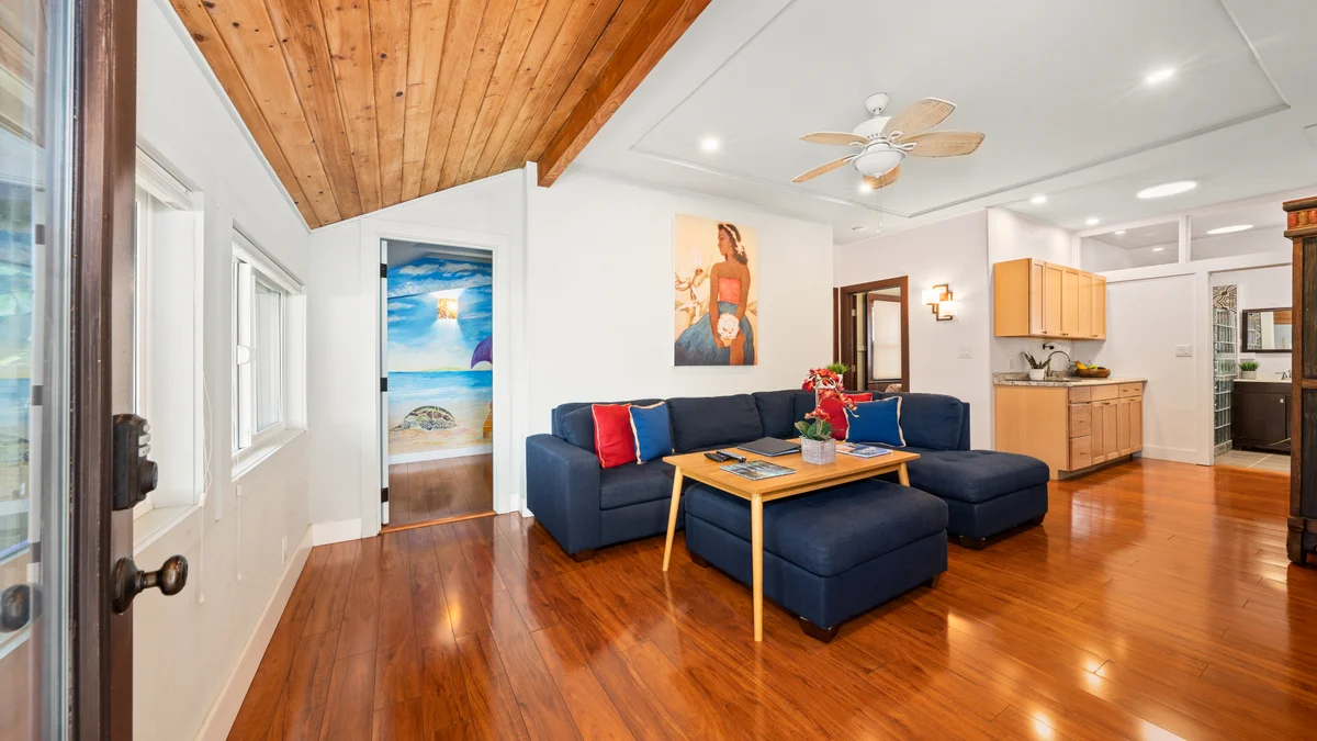 .233 Market Street Unit B