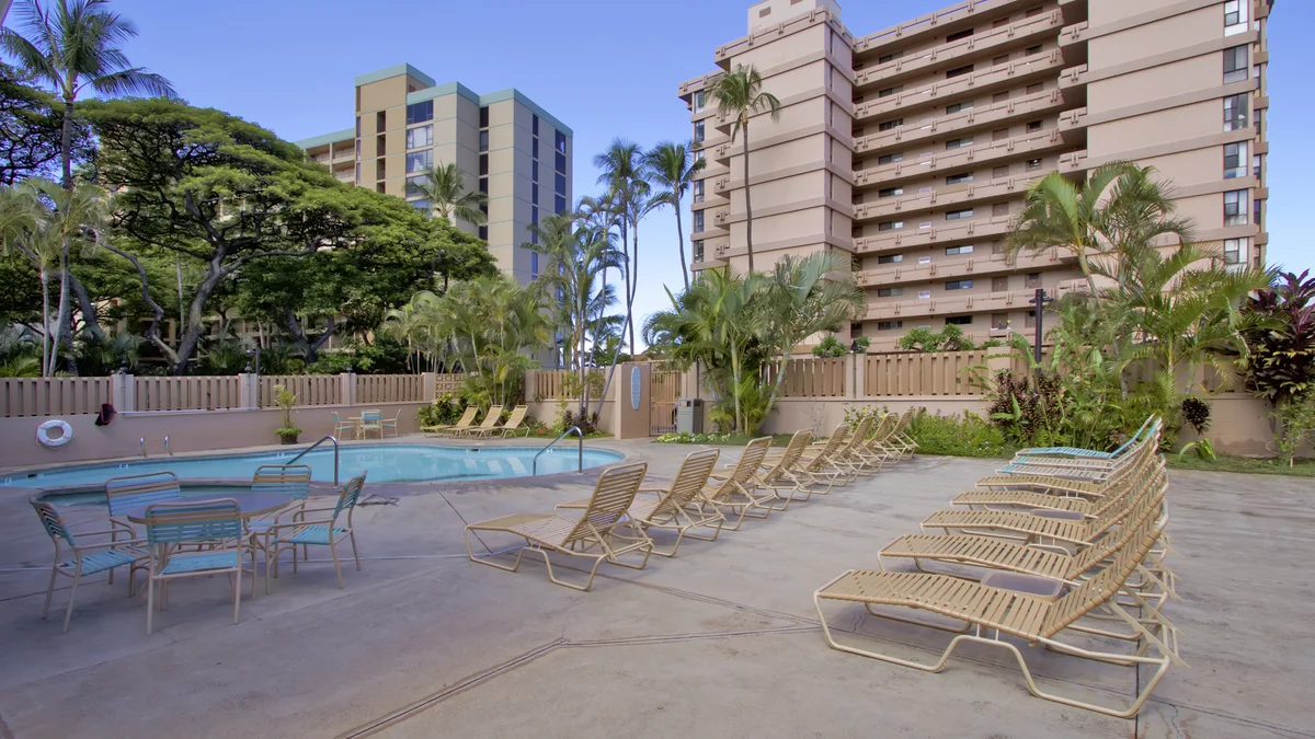 Maui Kai 903