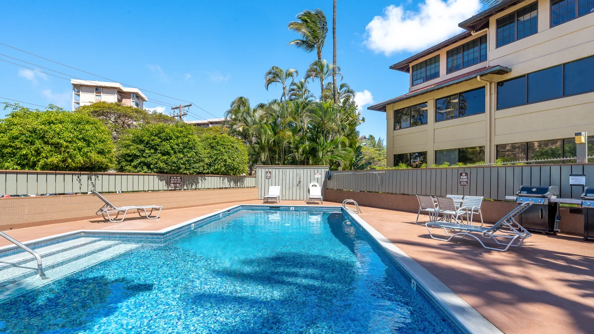 .Kahana Manor 318