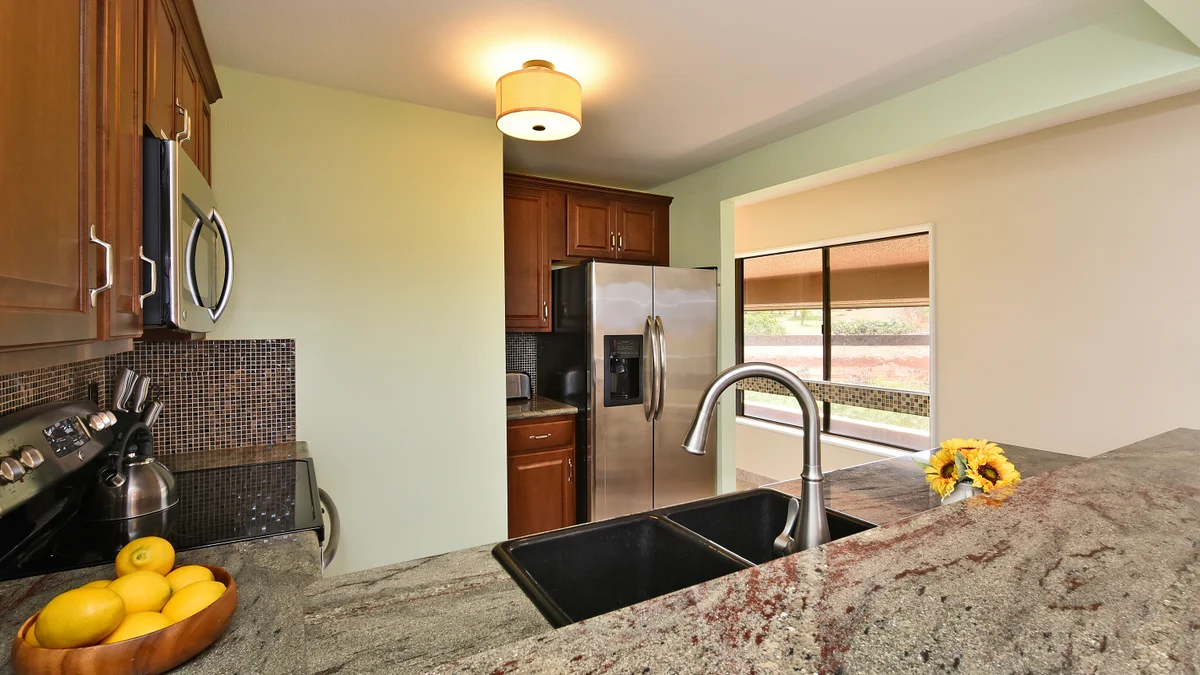 Kahana Villa E601