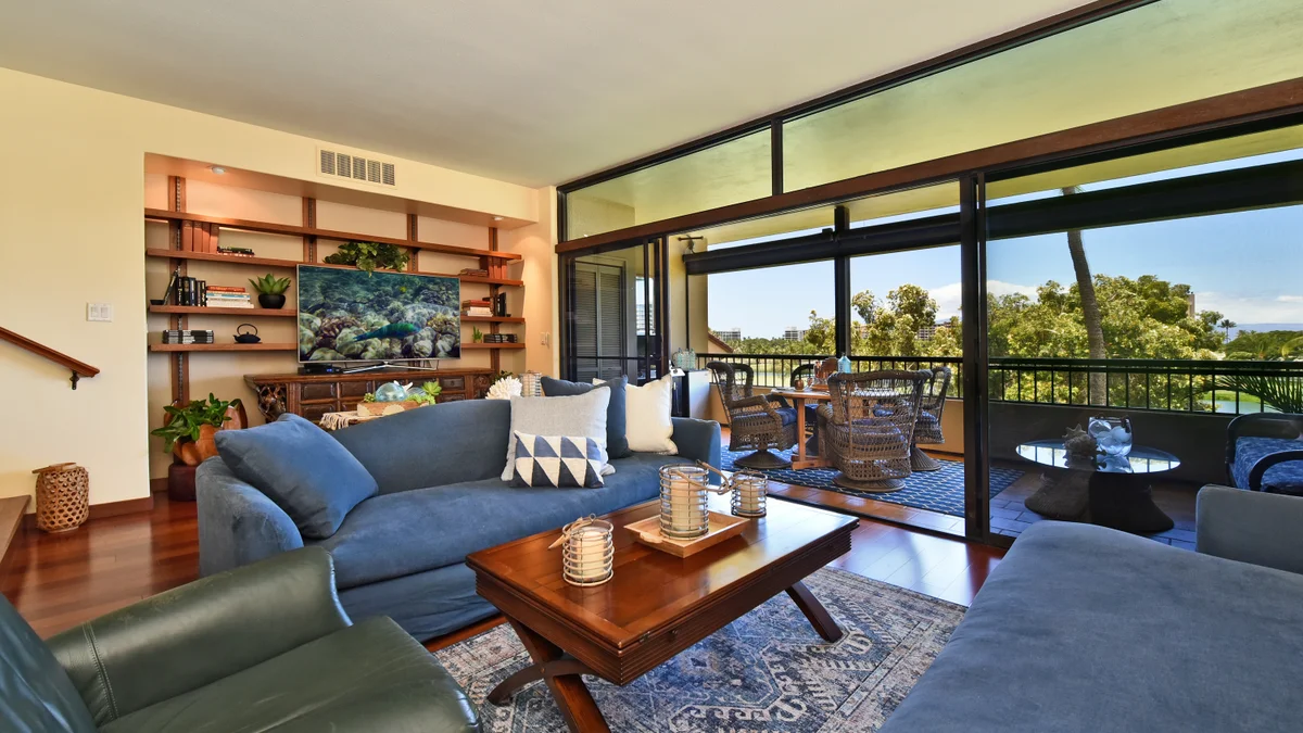 Kaanapali Royal D302