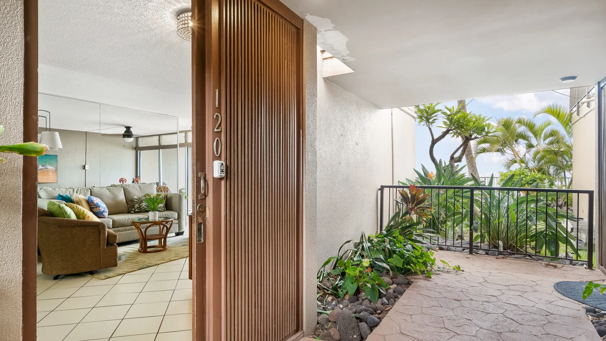 Hale Ono Loa 120