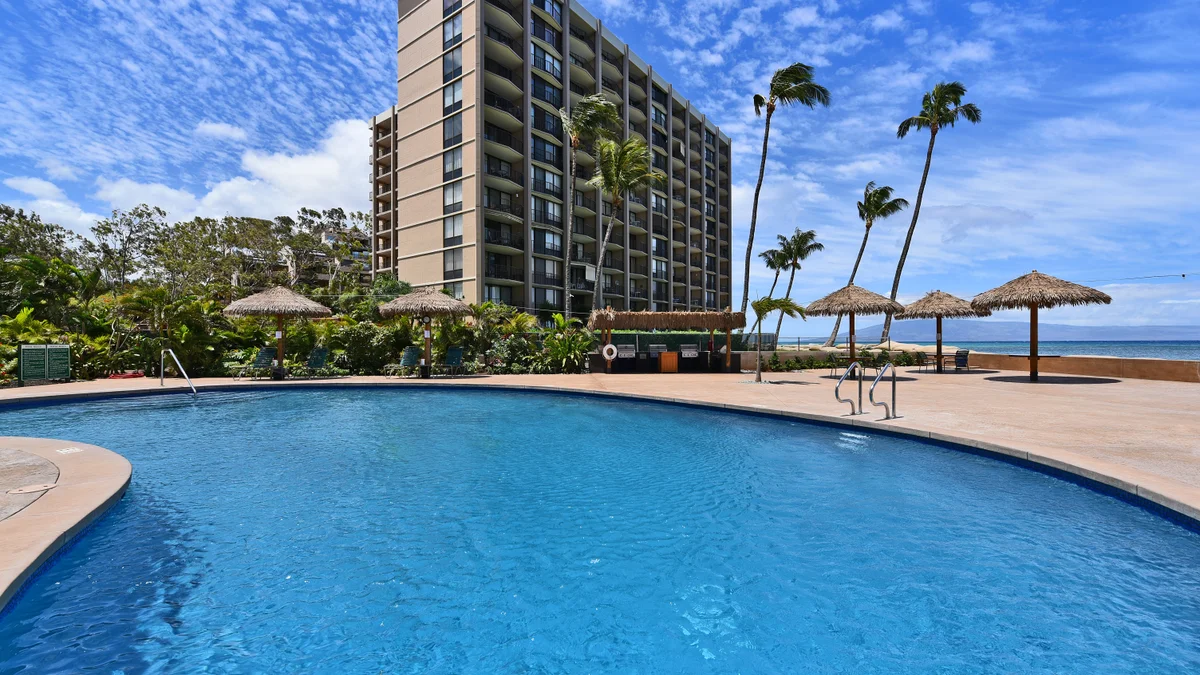 Royal Kahana 301
