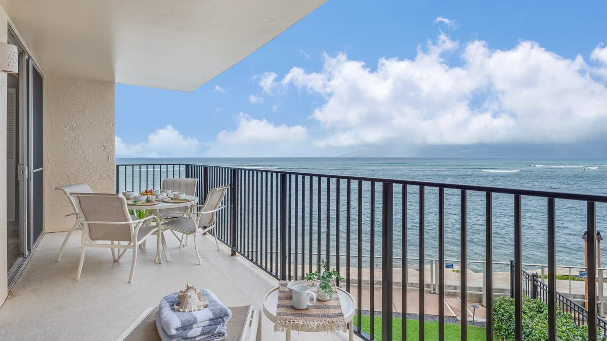 Hololani B204
