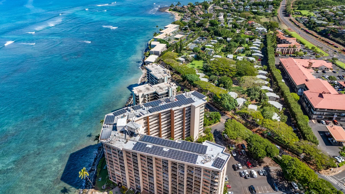Royal Kahana 616