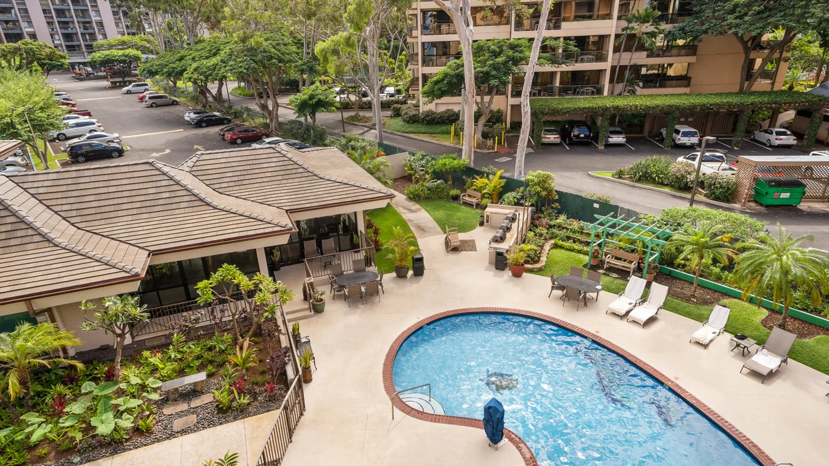 Valley Isle 206