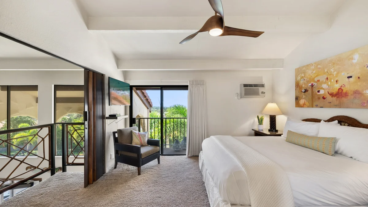 Maui Hill 66