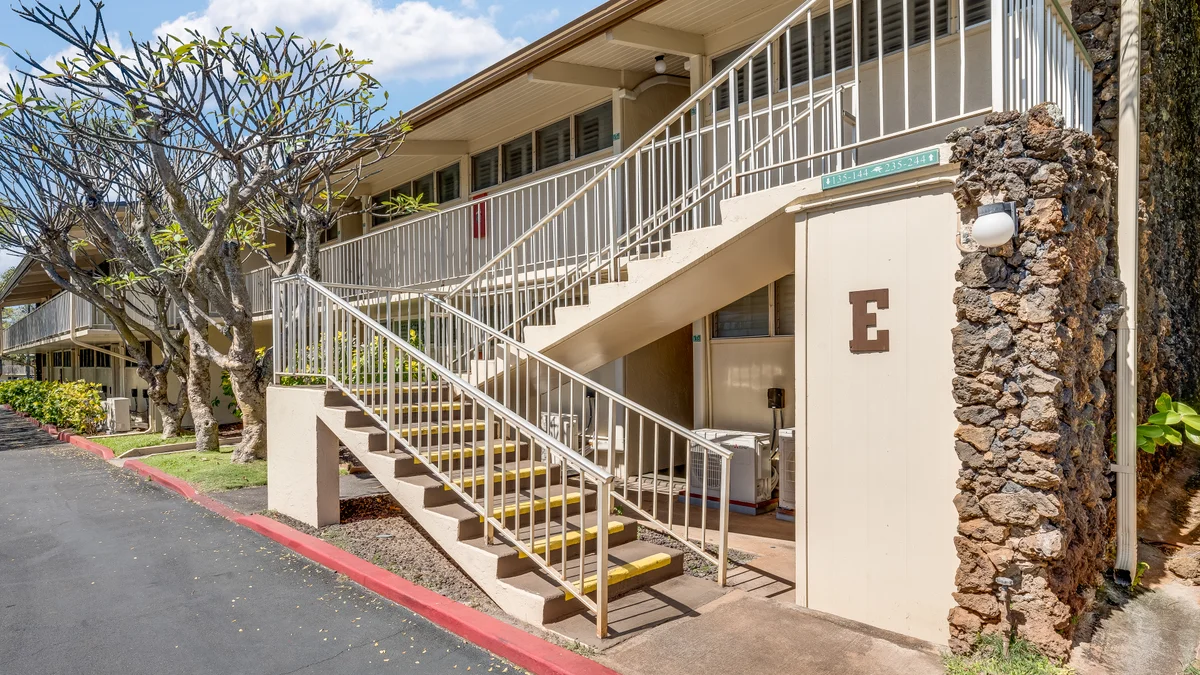 Napili Shores E240