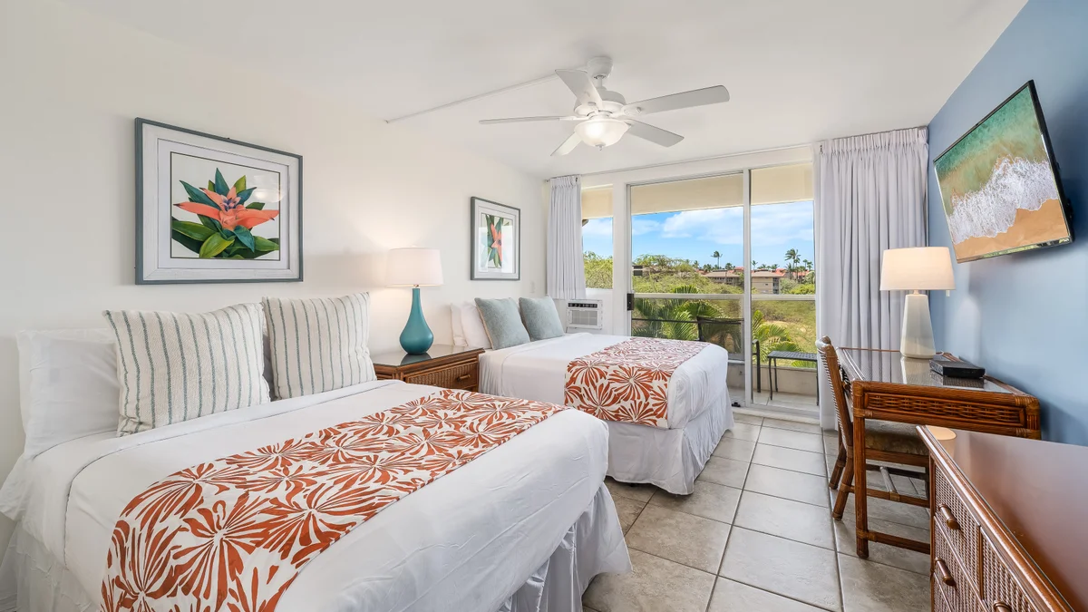 Maui Banyan P301