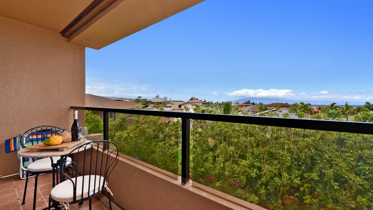 Kahana Villa E601