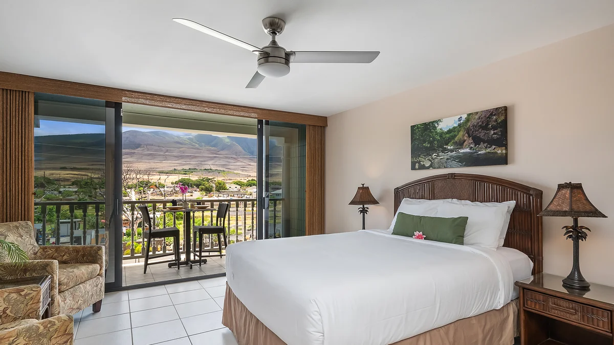 Lahaina Shores 306