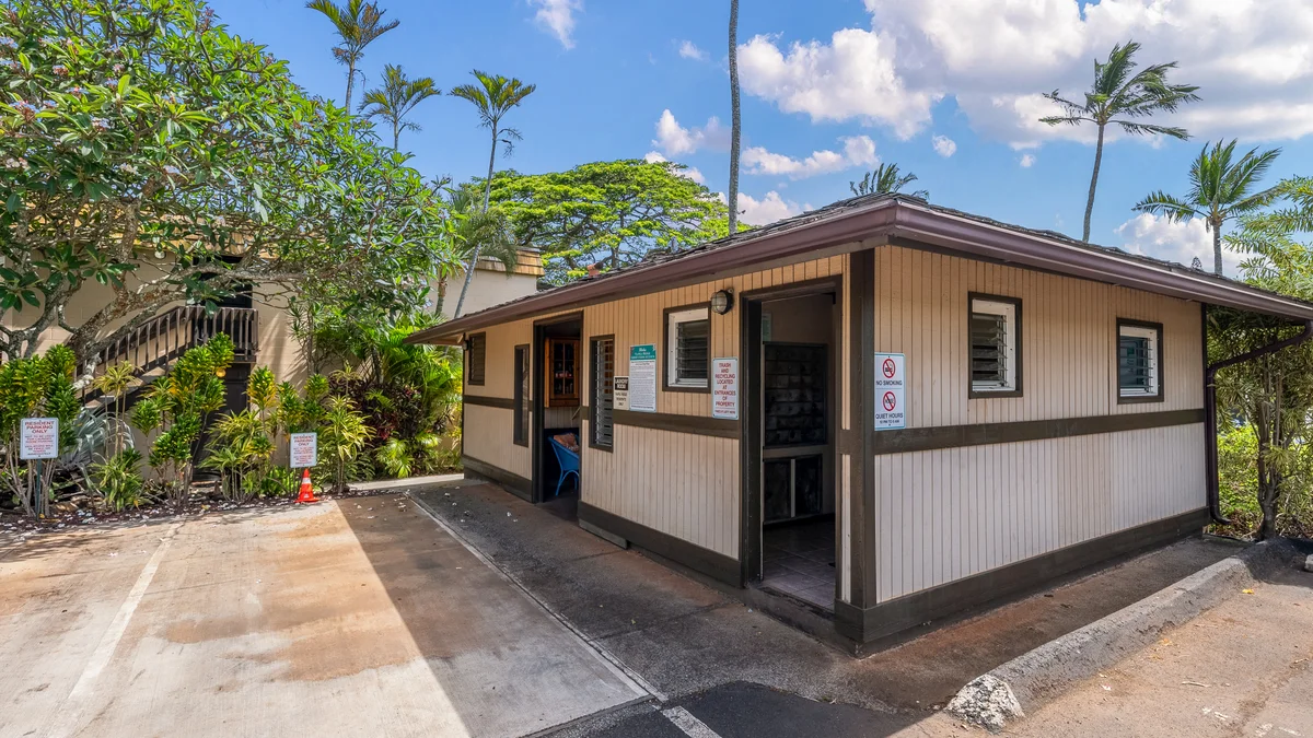 Napili Ridge G16