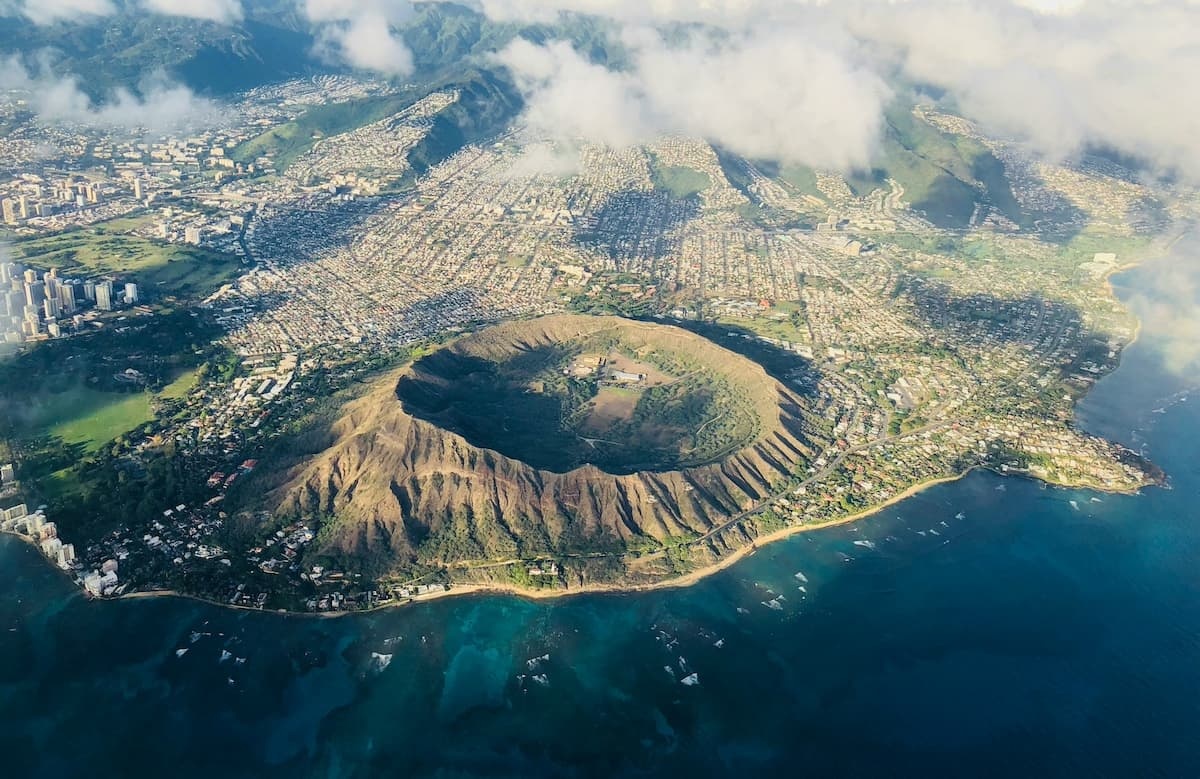 Aerial view of Diamond Head Crater in Oʻahu, Hawaiʻi