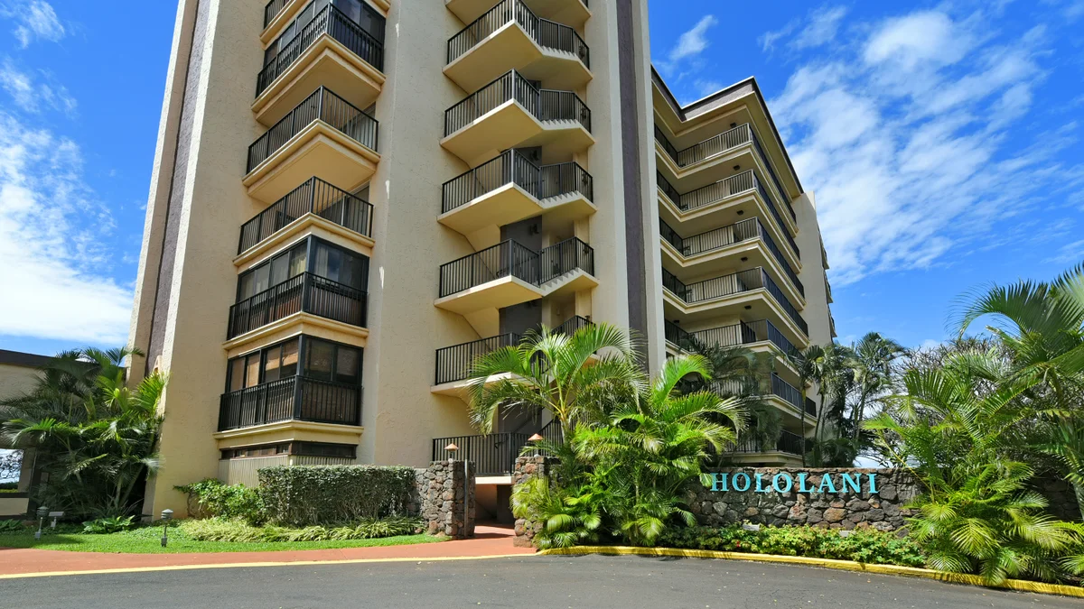 .Hololani A303