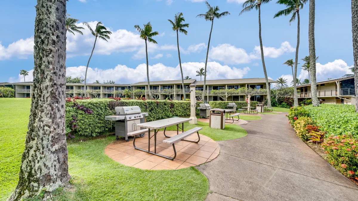Napili Shores E240