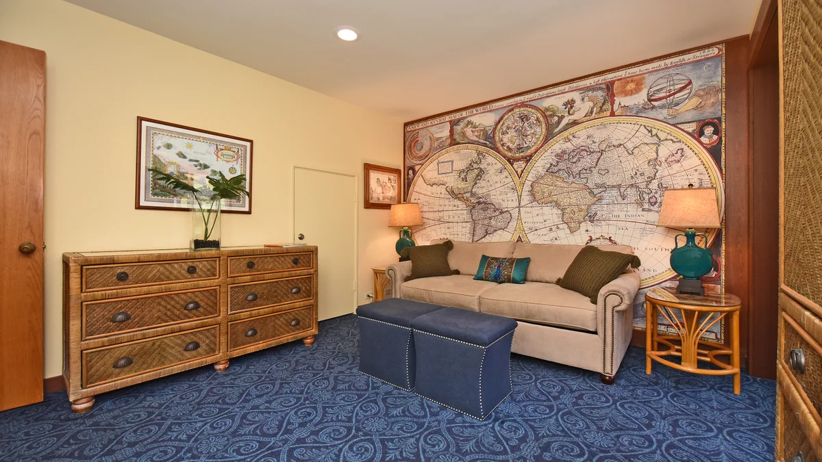Kaanapali Royal D302