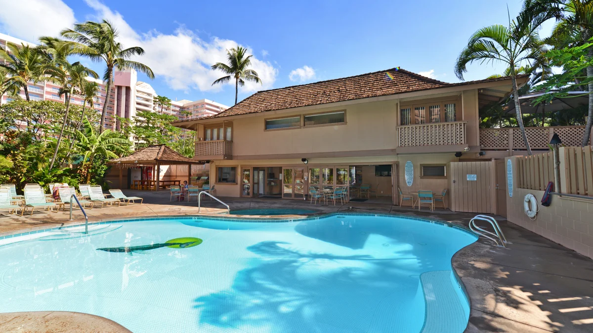 Maui Kai 605