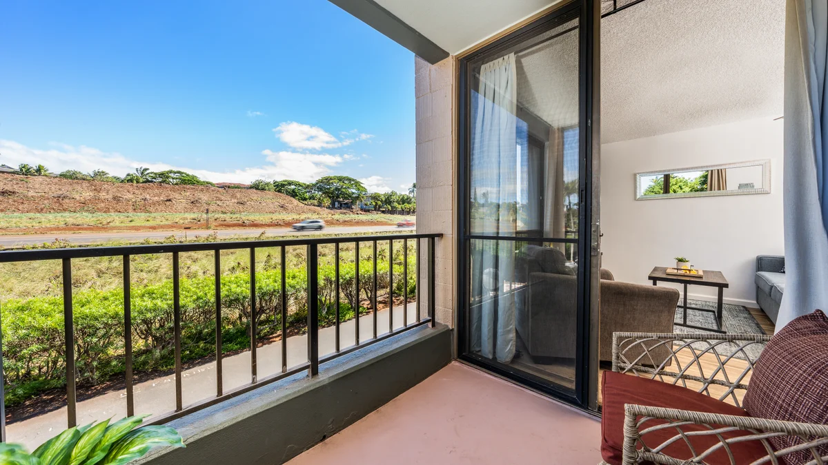 .Kahana Manor 318