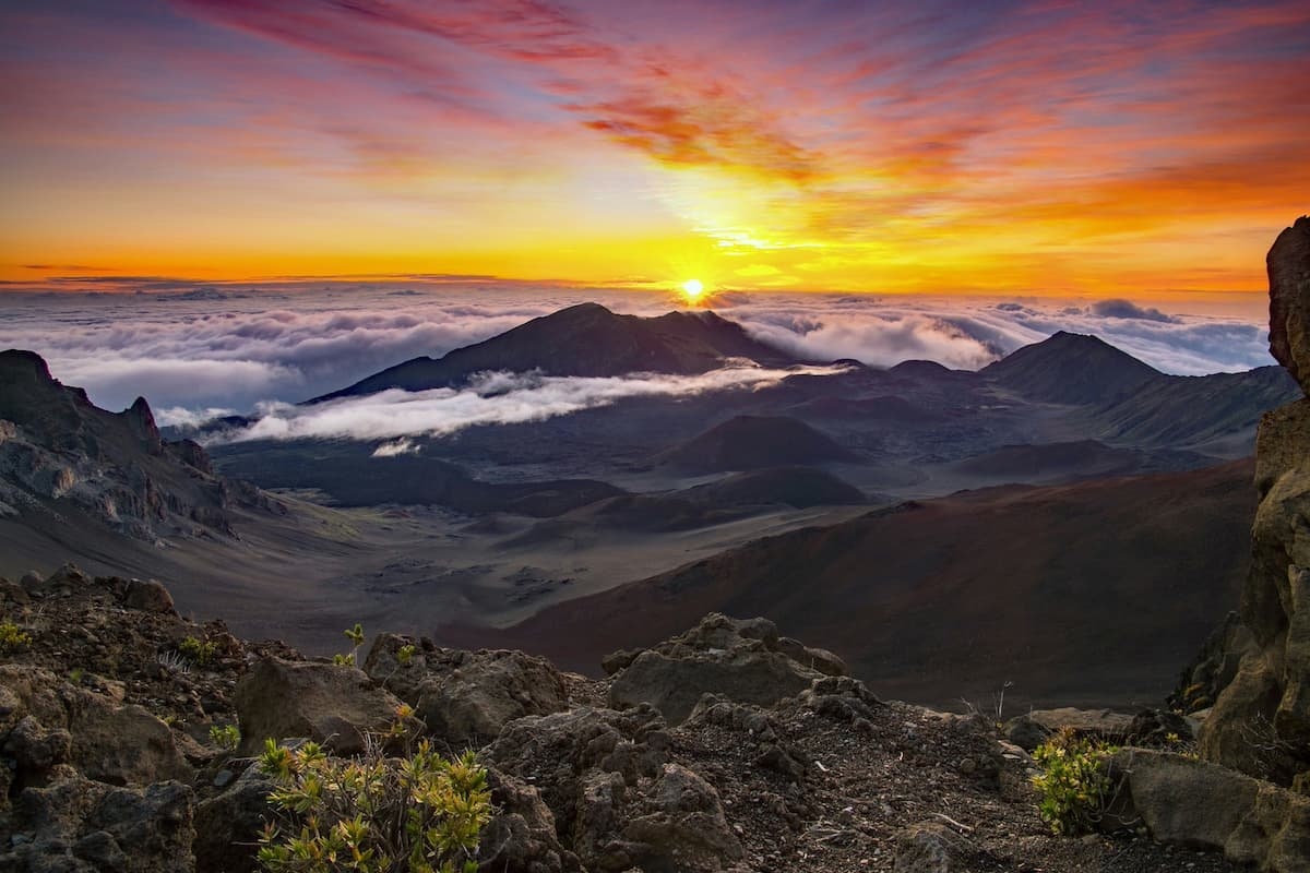 A Haleakalā Sunrise Maui in the Haleakalā National Park, Hawaiʻi