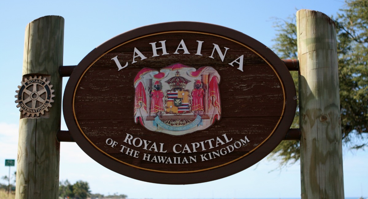 Historic Lāhainā town sign