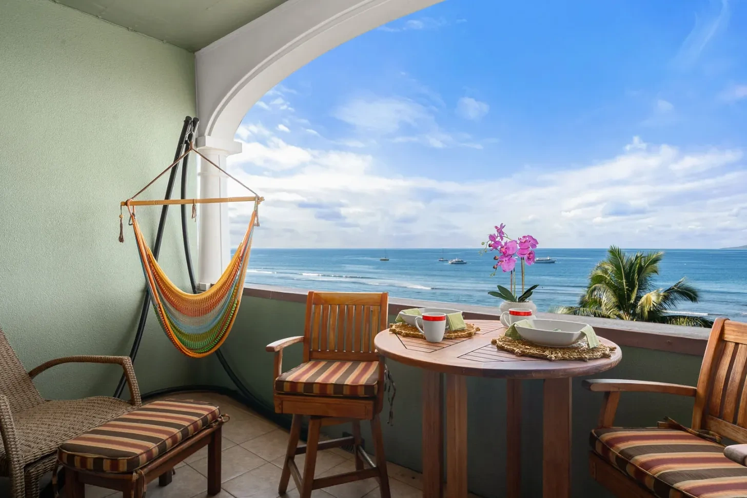 Lahaina Shores Penthouse