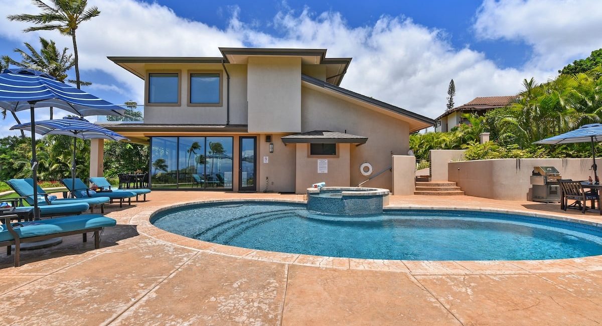 Hale Nui luxury vacation rental in West Maui